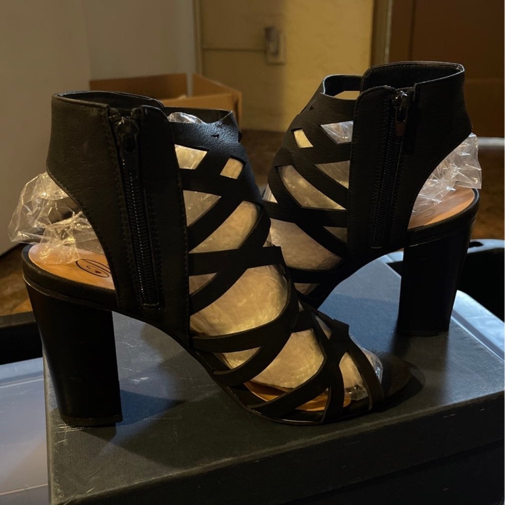 Black chunky heels
